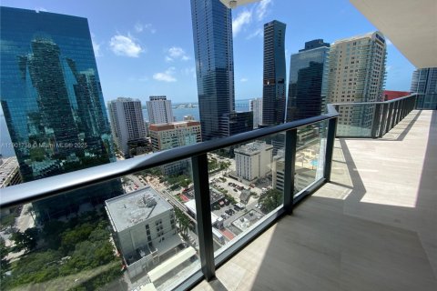 Condo in Miami, Florida, 3 bedrooms  № 1953243 - photo 19