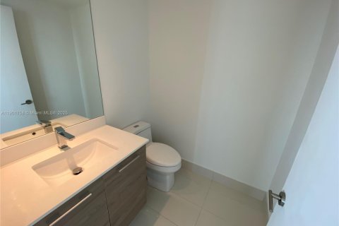 Condo in Miami, Florida, 3 bedrooms  № 1953243 - photo 8