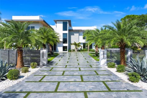 Купить виллу или дом в Пальметто-Бей, Флорида 5 спален, 595.88м2, № 2008275 - фото 3