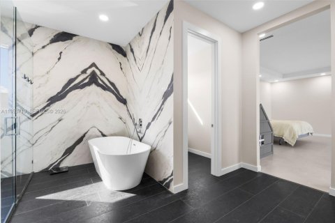 Купить виллу или дом в Пальметто-Бей, Флорида 5 спален, 595.88м2, № 2008275 - фото 23