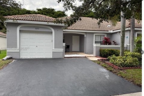 House in Weston, Florida 2 bedrooms, 140.1 sq.m. № 1986766 - photo 24