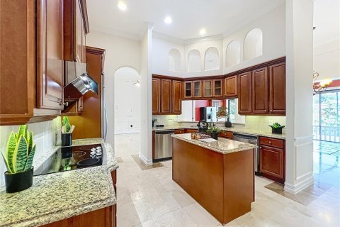 House in Oakland, Florida 5 bedrooms, 406.26 sq.m. № 1901192 - photo 23
