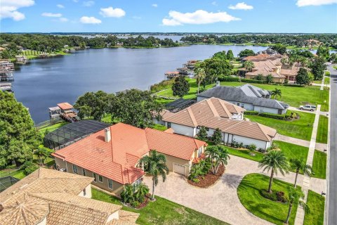 House in Oakland, Florida 5 bedrooms, 406.26 sq.m. № 1901192 - photo 5