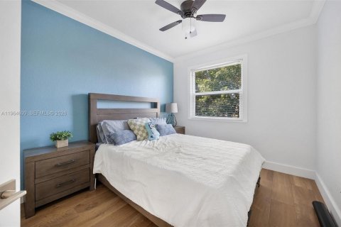 House in Homestead, Florida 3 bedrooms, 174.1 sq.m. № 2081126 - photo 22
