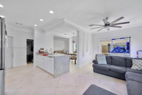 House in Homestead, Florida 3 bedrooms, 174.1 sq.m. № 2081126 - photo 14