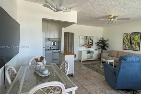 Copropriété à vendre à Hallandale Beach, Floride: 1 chambre, 72.19 m2 № 1992549 - photo 3