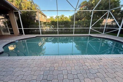 House in Weston, Florida 5 bedrooms, 241.45 sq.m. № 1942197 - photo 18