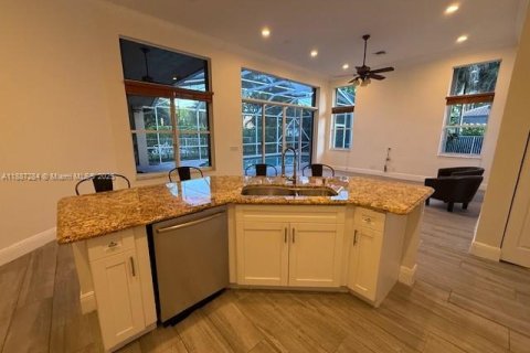 Casa en alquiler en Weston, Florida, 5 dormitorios, 241.45 m2 № 1942197 - foto 13