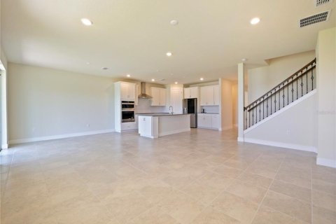 Casa en alquiler en Kissimmee, Florida, 4 dormitorios, 267.84 m2 № 1914473 - foto 18