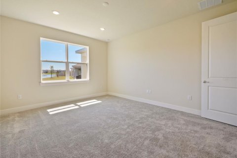 House in CYPRESS HAMMOCK in Kissimmee, Florida 4 bedrooms, 267.84 sq.m. № 1914473 - photo 14