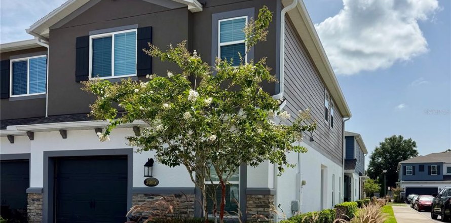 Townhouse in Oviedo, Florida 4 bedrooms, 167.32 sq.m. № 2198455