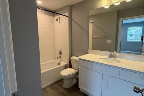 Townhouse in Oviedo, Florida 4 bedrooms, 167.32 sq.m. № 2198455 - photo 22