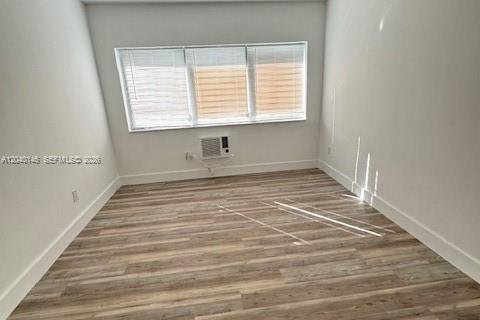House in North Bay Village, Florida 2 bedrooms, 70.42 sq.m. № 2086444 - photo 15