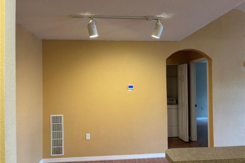 Condominio en alquiler en Lakewood Ranch, Florida, 2 dormitorios, 100.33 m2 № 2233798 - foto 4