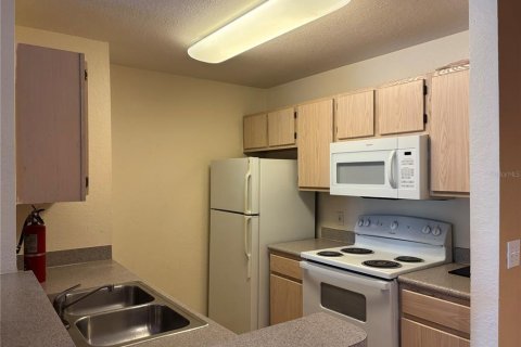 Condominio en alquiler en Lakewood Ranch, Florida, 2 dormitorios, 100.33 m2 № 2233798 - foto 6