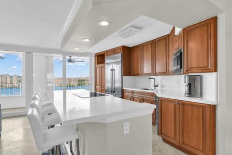 Copropriété à vendre à Boca Raton, Floride: 2 chambres, 125.51 m2 № 2158395 - photo 5