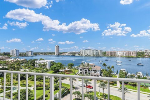 Copropriété à vendre à Boca Raton, Floride: 2 chambres, 125.51 m2 № 2158395 - photo 13