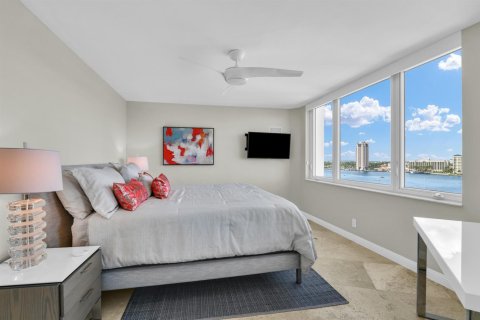Copropriété à vendre à Boca Raton, Floride: 2 chambres, 125.51 m2 № 2158395 - photo 23