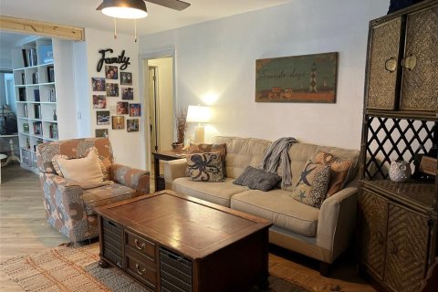 Casa en alquiler en Safety Harbor, Florida, 3 dormitorios, 188.03 m2 № 1839972 - foto 13