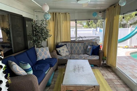 Casa en alquiler en Safety Harbor, Florida, 3 dormitorios, 188.03 m2 № 1839972 - foto 2