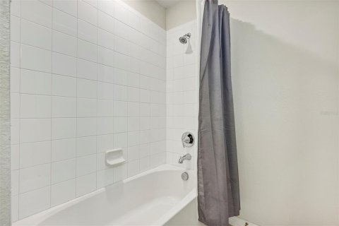 Купить кондоминиум в Киссимми, Флорида 4 комнаты, 110.18м2, № 2207132 - фото 19