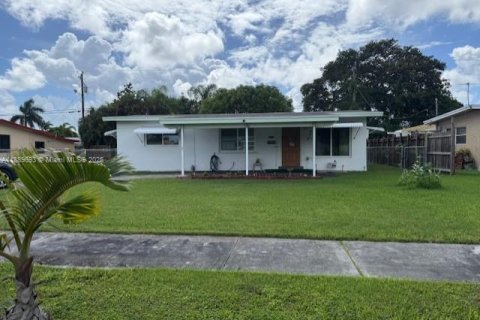 Villa ou maison à vendre à Homestead, Floride: 3 chambres, 93.65 m2 № 1938826 - photo 1