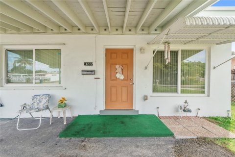 Villa ou maison à vendre à Homestead, Floride: 3 chambres, 93.65 m2 № 1938826 - photo 4