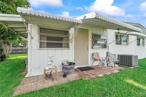 Villa ou maison à vendre à Homestead, Floride: 3 chambres, 93.65 m2 № 1938826 - photo 29