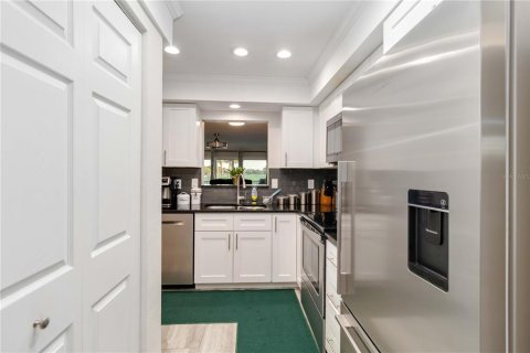Copropriété à vendre à Sarasota, Floride: 2 chambres, 103.86 m2 № 1725251 - photo 12