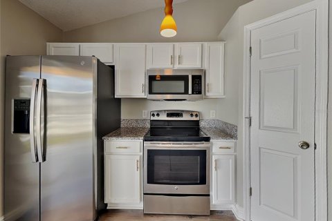 Villa ou maison à louer à Riverview, Floride: 3 chambres, 120.03 m2 № 2117664 - photo 5