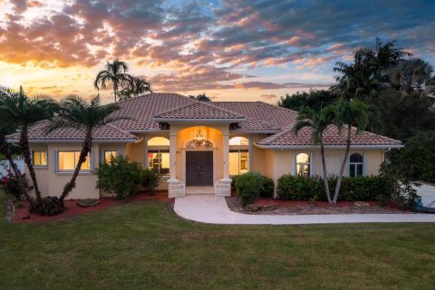 Villa ou maison à Davie, Floride 5 chambres, 341.14 m2 № 2082248