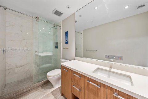 Copropriété à vendre à Miami, Floride: 3 chambres, 272.02 m2 № 1996102 - photo 19