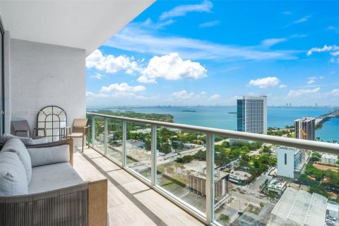 Copropriété à vendre à Miami, Floride: 3 chambres, 272.02 m2 № 1996102 - photo 23