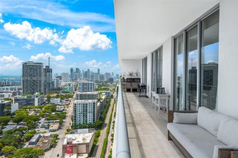 Copropriété à vendre à Miami, Floride: 3 chambres, 272.02 m2 № 1996102 - photo 27