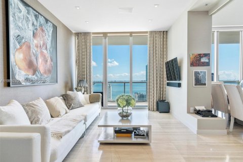 Copropriété à vendre à Miami, Floride: 3 chambres, 272.02 m2 № 1996102 - photo 10