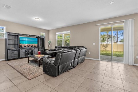 Villa ou maison à vendre à Winter Garden, Floride: 5 chambres, 279.91 m2 № 2152293 - photo 17