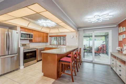 Купить виллу или дом в Холидэй, Флорида 6 комнат, 78.78м2, № 1912076 - фото 2