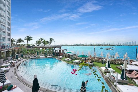 Condo in Miami Beach, Florida  № 1938635 - photo 24