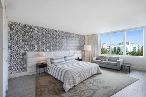 Condo in Miami Beach, Florida  № 1938635 - photo 6