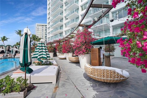Condo in Miami Beach, Florida  № 1938635 - photo 29