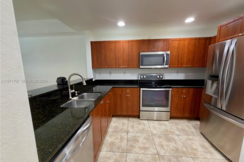 Condo in Doral, Florida, 3 bedrooms  № 2041185 - photo 4