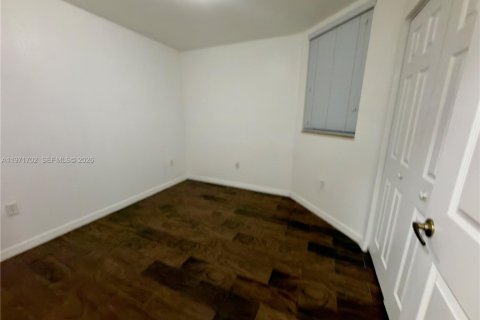 Condo in Doral, Florida, 3 bedrooms  № 2041185 - photo 7