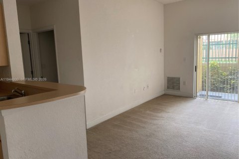 Снять в аренду кондоминиум в Саут-Майами, Флорида 1 спальня, 60.57м2, № 2000850 - фото 15