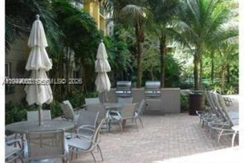 Снять в аренду кондоминиум в Саут-Майами, Флорида 1 спальня, 60.57м2, № 2000850 - фото 7