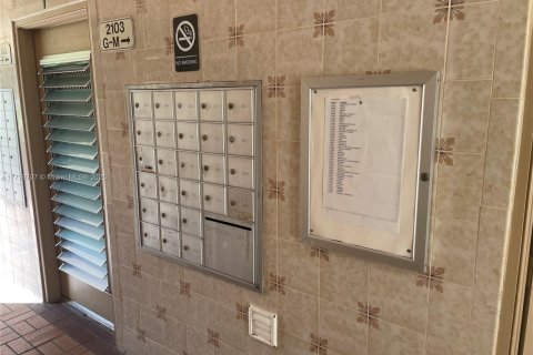 Condo in Coconut Creek, Florida, 2 bedrooms  № 1864307 - photo 21