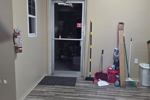 Immobilier commercial à vendre à Okeechobee, Floride: 318.1 m2 № 1881188 - photo 21