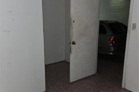 Immobilier commercial à vendre à Okeechobee, Floride: 318.1 m2 № 1881188 - photo 22