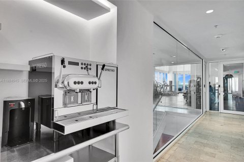 Купить кондоминиум в Майами, Флорида 2 спальни, 166.67м2, № 1982595 - фото 29