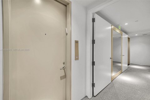 Купить кондоминиум в Майами, Флорида 2 спальни, 166.67м2, № 1982595 - фото 24