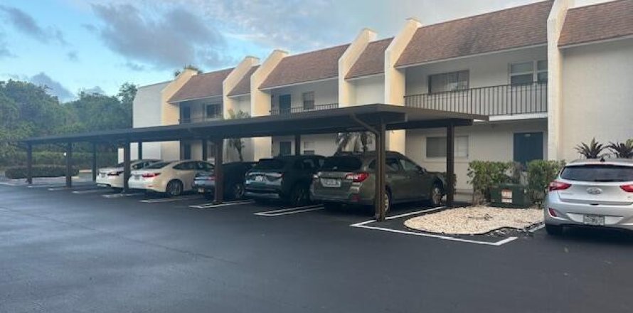 Condo in Delray Beach, Florida, 2 bedrooms  № 2249217